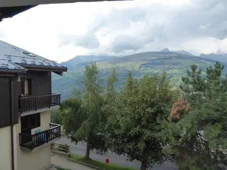 Appartement cosy à Montchavin, rénové, 5 pers, balcon, proche commerces et pistes, parking gratuit - Photo 7
