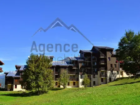Appartement cosy à Montchavin, rénové, 5 pers, balcon, proche commerces et pistes, parking gratuit - Photo 10