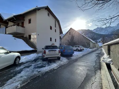 Appartement lumineux 2 pièces cabine au Monêtier-les-Bains, proche pistes, avec parking - Photo 19