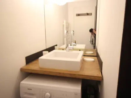 Centre-ville Bagnères-de-Luchon T2 avec balcon, WiFi, animaux admis - Photo 6