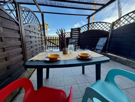 Studio calme avec terrasse, piscine, proche plages et centre, climatisation - Photo 11