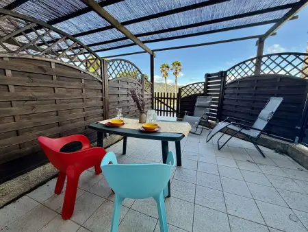 Studio calme avec terrasse, piscine, proche plages et centre, climatisation - Photo 12