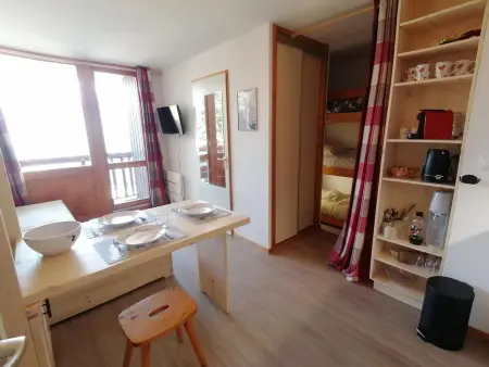 Appartement rénové en pleine montagne avec accès direct aux pistes - Photo 3