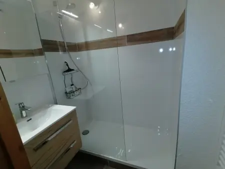 Appartement rénové en pleine montagne avec accès direct aux pistes - Photo 7