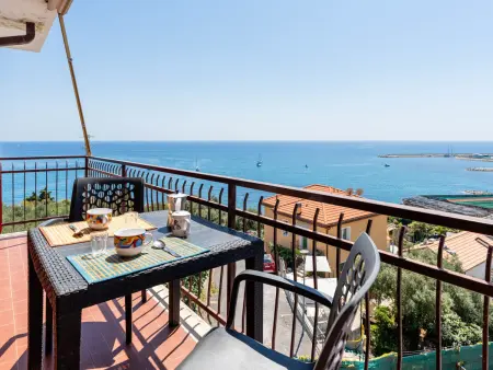 Sunny Home, Appartement 4 personnes à Santo Stefano al Mare - Photo 2
