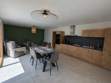 Gîte avec piscine chauffée, spa et vue sur la vallée - Photo 1