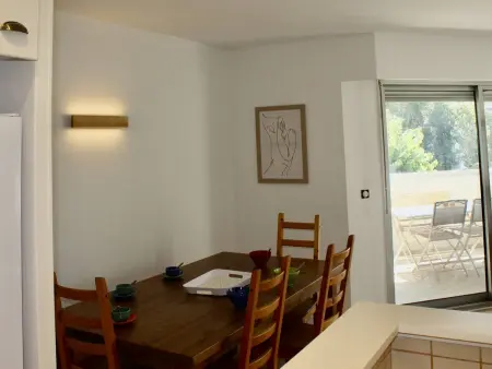 Cagnes-sur-Mer: Spacieux 3 Pièces avec Piscine, Clim & Terrasses - Photo 2