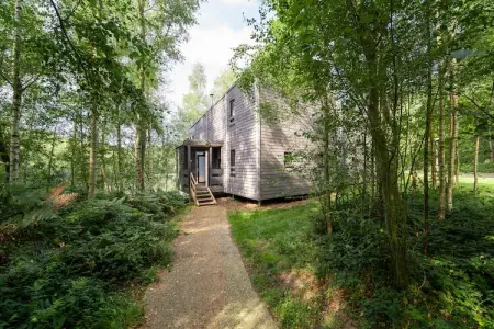 The Large Lake House by YourNature, Retraite élégante dans la nature - Photo 9