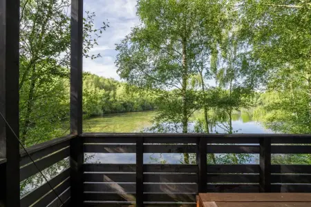 The Large Lake House by YourNature, Charmante retraite avec piscine - Photo 17