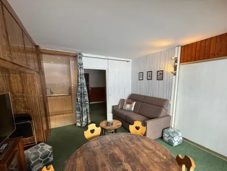 Appartement T2 lumineux, balcon sud, proche pistes - Photo 1