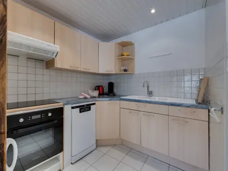 Appartement T2 lumineux, balcon sud, proche pistes - Photo 4