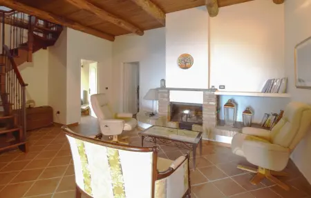 Maison 8 personnes à Satriano - Photo 1