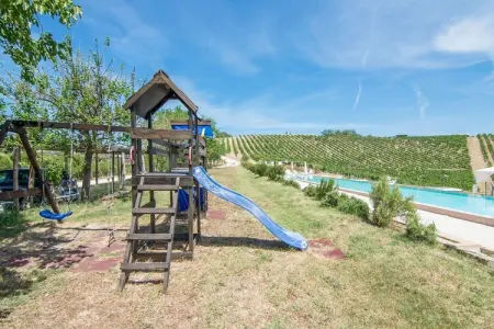 Apartment Anice, Appartement à Grottammare avec Jacuzzi & Jardin - Photo 20