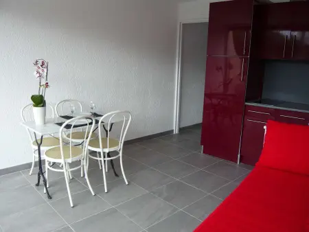 Studio rénové pour 2 avec clim à 100m de la plage - Photo 1