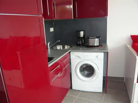 Studio rénové pour 2 avec clim à 100m de la plage - Photo 3