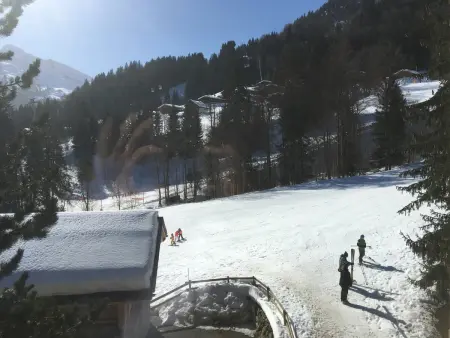 Duplex 3 chambres pour 6 pers, proche village, ski aux pieds - Photo 10