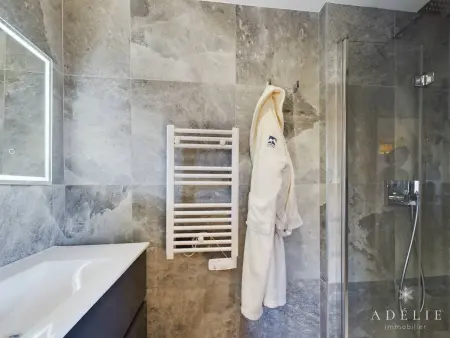 Luxueux Appartement 8 Pers, SPA, Près des Pistes, Parking, WIFI - Photo 8
