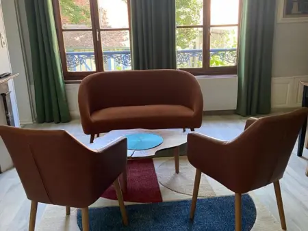 Appartement Charmant au Cœur du Bouchon de Champagne – 2 Chambres & Confort Inclus - Photo 6