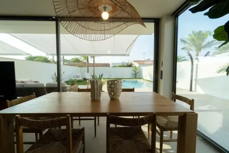 NATUSliving Cambrils, Villa ensoleillée près de Platja Ardiaca - Photo 8