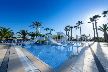 CAMPING ESTIVAL VENDRELL PLATJA Mobile home mediterranea 4 pax, Appartement cosy avec terrasse - Photo 13
