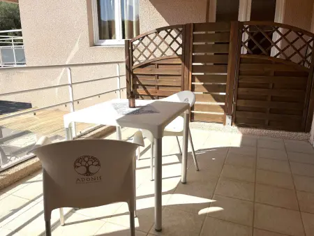 Studio climatisé avec piscine et parking à Saint-Florent - Photo 10