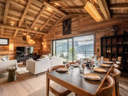 Splendide chalet 6 pièces, jacuzzi et sauna, proche pistes à La Plagne Montalbert - Photo 3