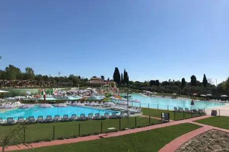 Sisan Family Resort Cisano di Bardolino - App 6 pax, Appartement familial à Bardolino Resort - Photo 26