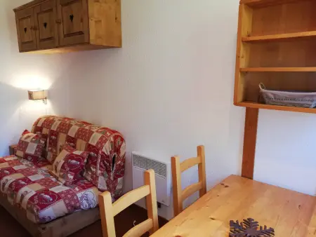 Studio divisible 27m², balcon, proche pistes et remontées - Photo 3