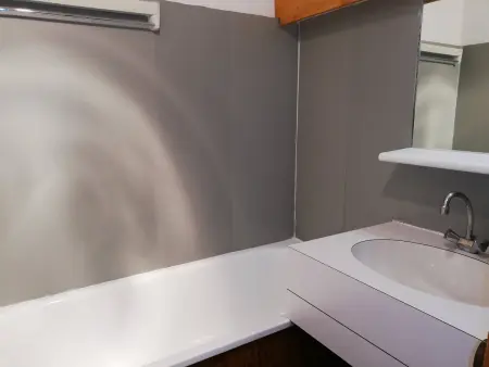 Studio divisible 27m², balcon, proche pistes et remontées - Photo 10