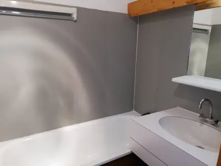 Studio divisible 27m², balcon, proche pistes et remontées - Photo 11