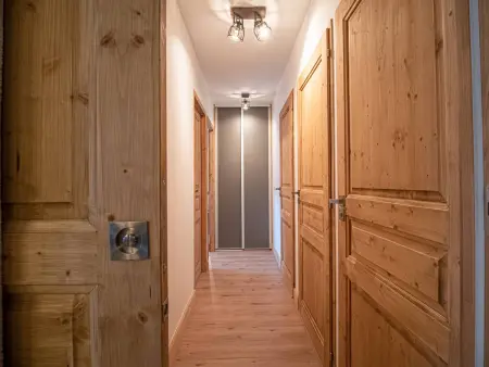 Superbe Appartement Pied de Pistes pour 7 pers avec Balcon, WIFI et Parking - Photo 16