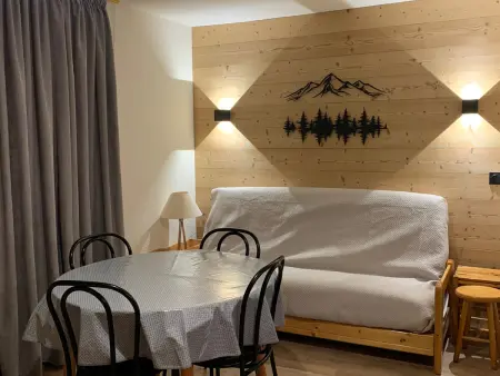 Charmant appart 2P cabine, rénové, balcon, parking gratuit, pied des pistes - Photo 4