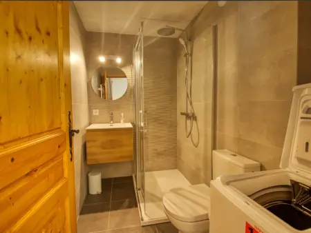 Appartement rénové avec WiFi près du ski-bus, Appartement 6 personnes à Morillon Village - Photo 10