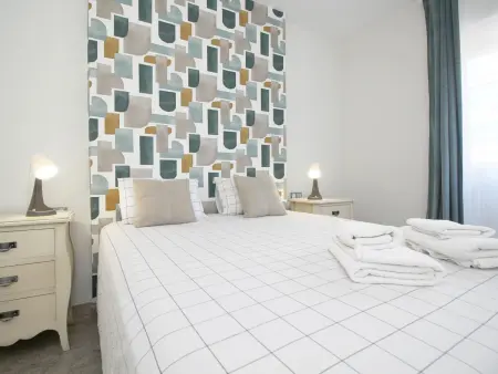 Appartement 3 chambres au bord de la mer, terrasse, proche commodités, idéal pour détente - Photo 13