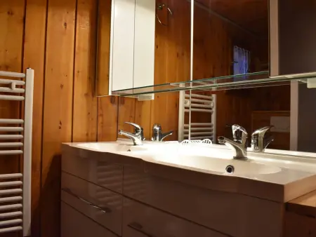 Chalet typique 8 personnes à Méribel, calme et pittoresque - Photo 7