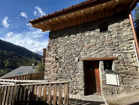 Chalet typique 8 personnes à Méribel, calme et pittoresque - Photo 10