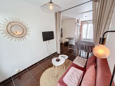 Appartement RDC près de la plage avec terrasse et Wi-Fi - Photo 1