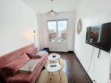 Appartement RDC près de la plage avec terrasse et Wi-Fi - Photo 2