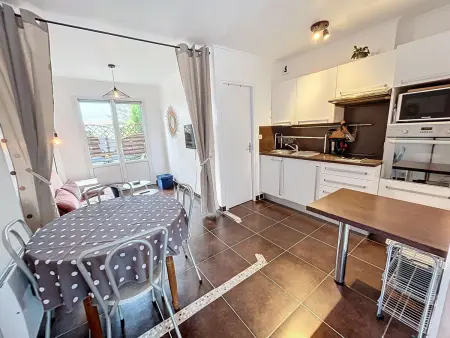 Appartement RDC près de la plage avec terrasse et Wi-Fi - Photo 3