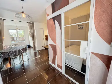 Appartement RDC près de la plage avec terrasse et Wi-Fi - Photo 8