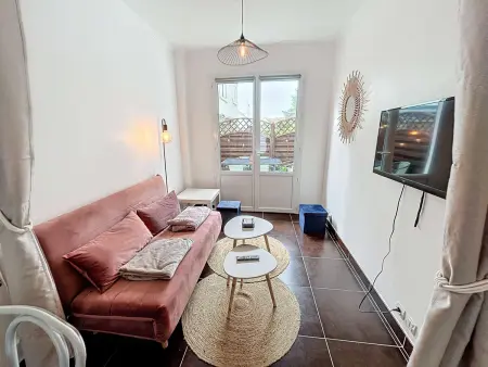 Appartement RDC près de la plage avec terrasse et Wi-Fi - Photo 10