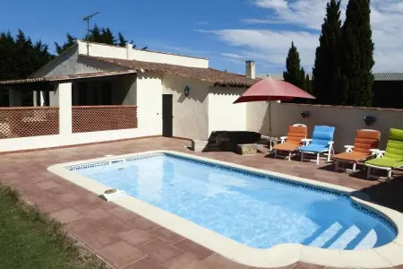 holiday home Salin-de-Giraud, Maison de vacances en Camargue avec piscine - Photo 1
