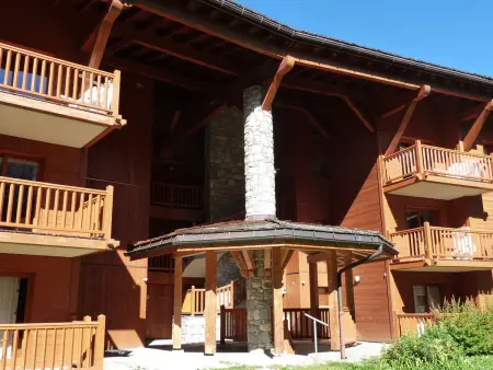 Appartement skis aux pieds 6 pers avec piscine et parking à Arc 1800 - Photo 15
