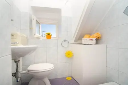 Rooms Lavanda & Ruzmarin - Double Room with Private Bathroom, Rooms Lavanda & Ruzmarin - Double Room with Private Bathroom - Photo 6