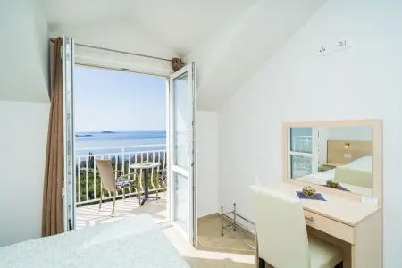 Villa Samba -  Luxury One-Bedroom Apartment with Balcony and Sea View, Villa Samba -  Luxury One-Bedroom Apartment with Balcony and Sea View - Photo 13