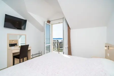 Villa Samba - Standard One-Bedroom Apartment with Balcony and Sea View, Villa Samba - Standard One-Bedroom Apartment with Balcony and Sea View - Photo 8