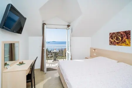Villa Samba - Standard One-Bedroom Apartment with Balcony and Sea View, Villa Samba - Standard One-Bedroom Apartment with Balcony and Sea View - Photo 9