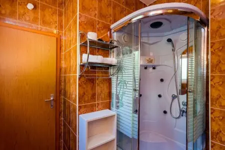 Apartments Aura - Comfort Studio Apartment 1 with shared swimming pool, Apartments Aura - Comfort Studio Apartment 1 with shared swimming pool - Photo 10