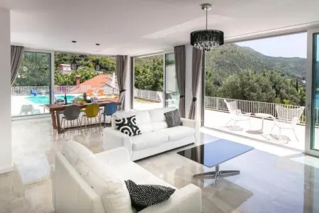 Villa Dupcic - Five-Bedroom Villa with Private Pool and Sea View, Five Bedroom Villa with Private Pool & Sea View - Photo 23