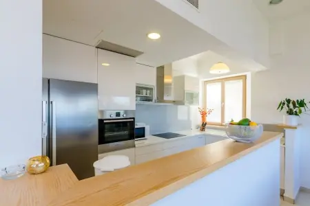 Villa Art Gallery - Six Bedroom Villa with Terrace and Swimming Pool, Six Bedroom Villa with Terrace and Swimming Pool - Photo 7